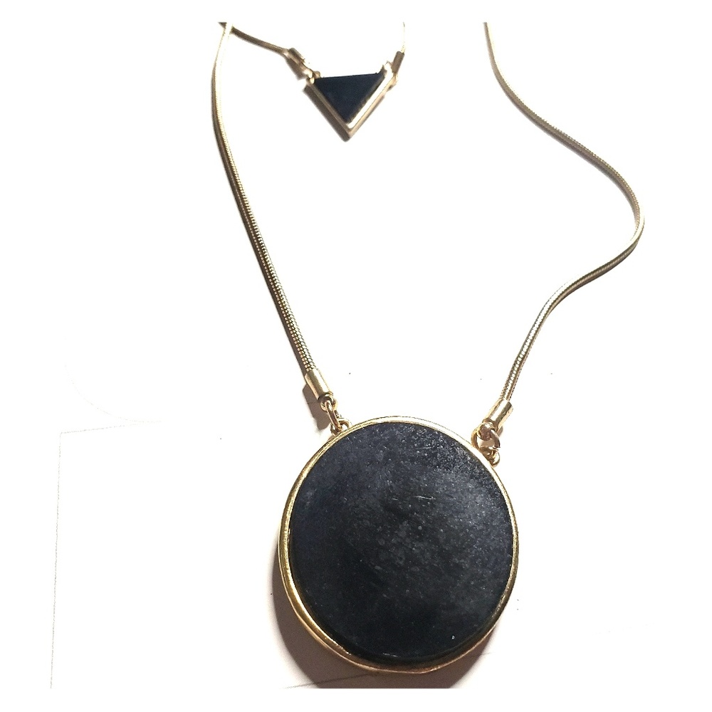 Double layered necklace
